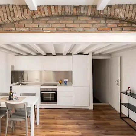 Ca' Delle Corti Apartment เวนิส ภายนอก รูปภาพ