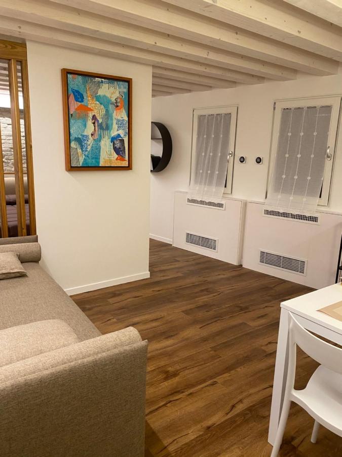 Ca' Delle Corti Apartment เวนิส ภายนอก รูปภาพ