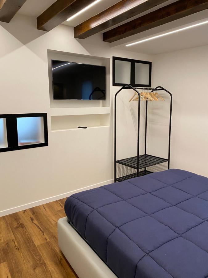 Ca' Delle Corti Apartment เวนิส ภายนอก รูปภาพ