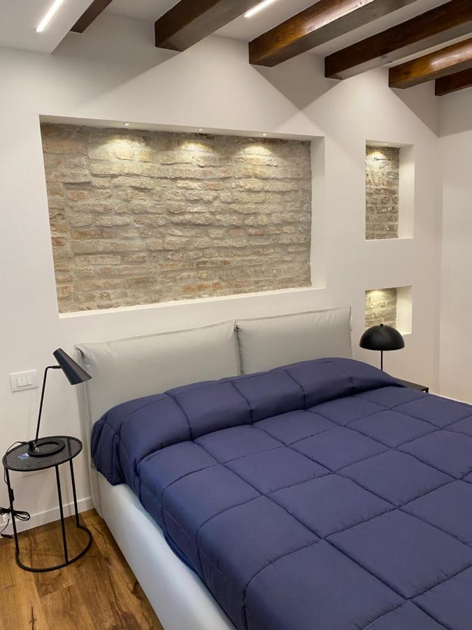 Ca' Delle Corti Apartment เวนิส ภายนอก รูปภาพ